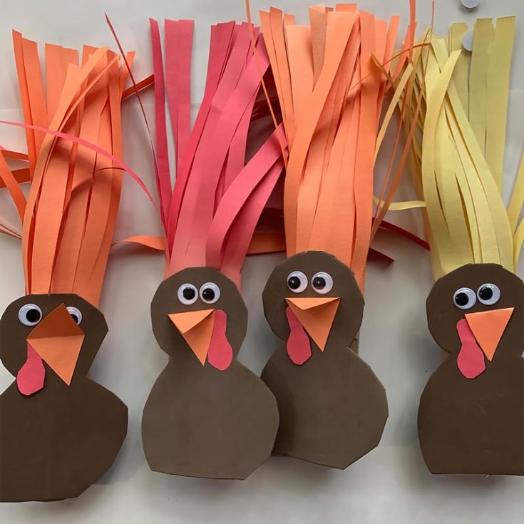 Calling all the aspiring barbers, this craft is for you! Learn how to make personalized turkey crafts with strands of colorful paper mimicking hair. This is also an excellent lesson for preschool students to hone their crafting skills.