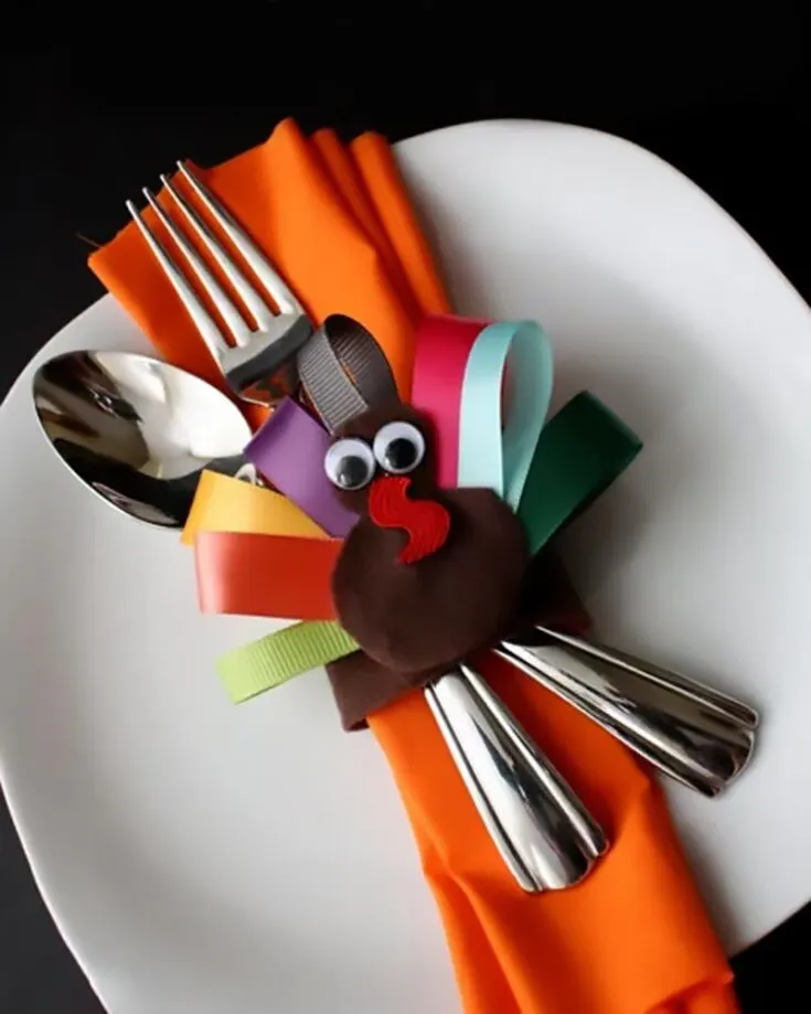 Bring your dinner table to the next level with this craft! Dress up your dinner table by adding a nice artistic touch with vibrant ribbons. This project also doubles as a hair clip, too!