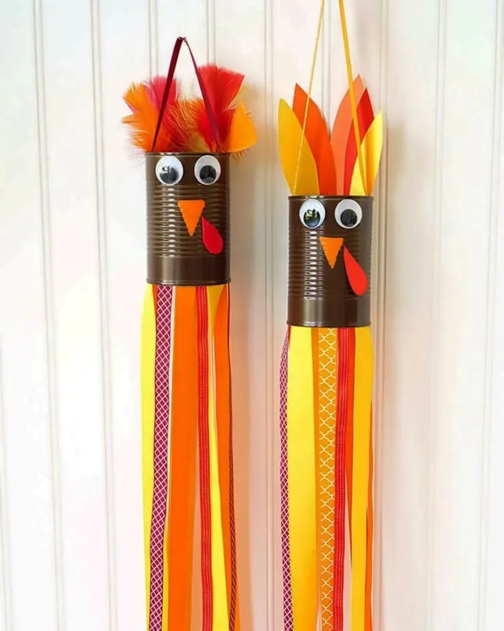 Here's another craft that emphasizes recycling with the use of tin cans. Learn how to make a windsock for those windy days by following the tutorial below. It adds a nice touch to your porch, garden, or indoors near a window.