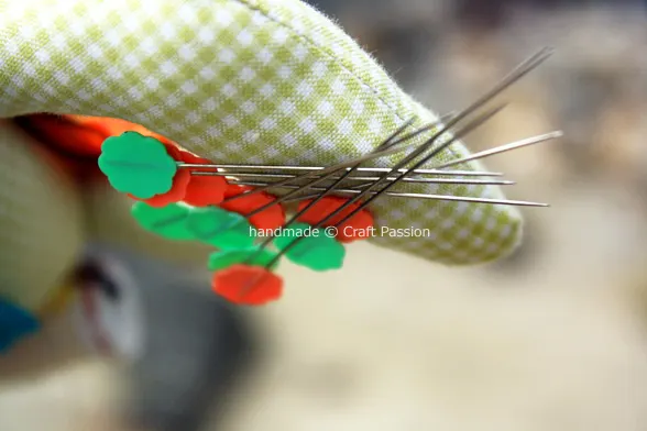 pin finder sewing kit