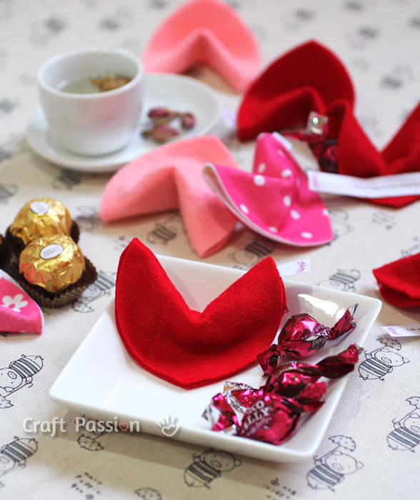 diy valentine fortune cookies