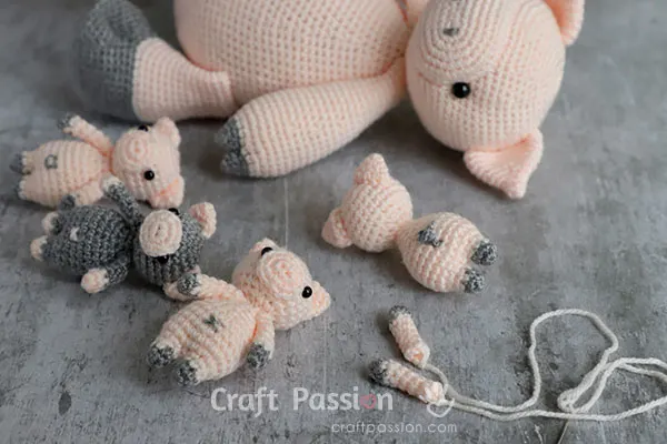 mini piglet crochet