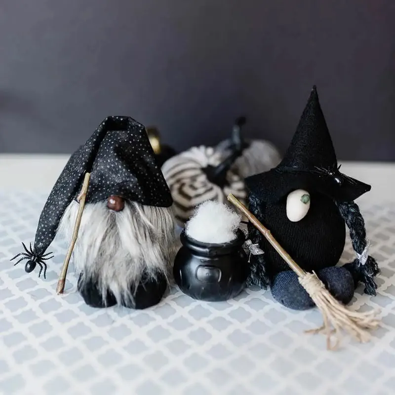 Gnomes can be spooky too! With these fun wizard and witch outfits, your gnomes will be all set to join in on the Halloween fun. They&rsquo;re perfect for displaying around the spooky season.