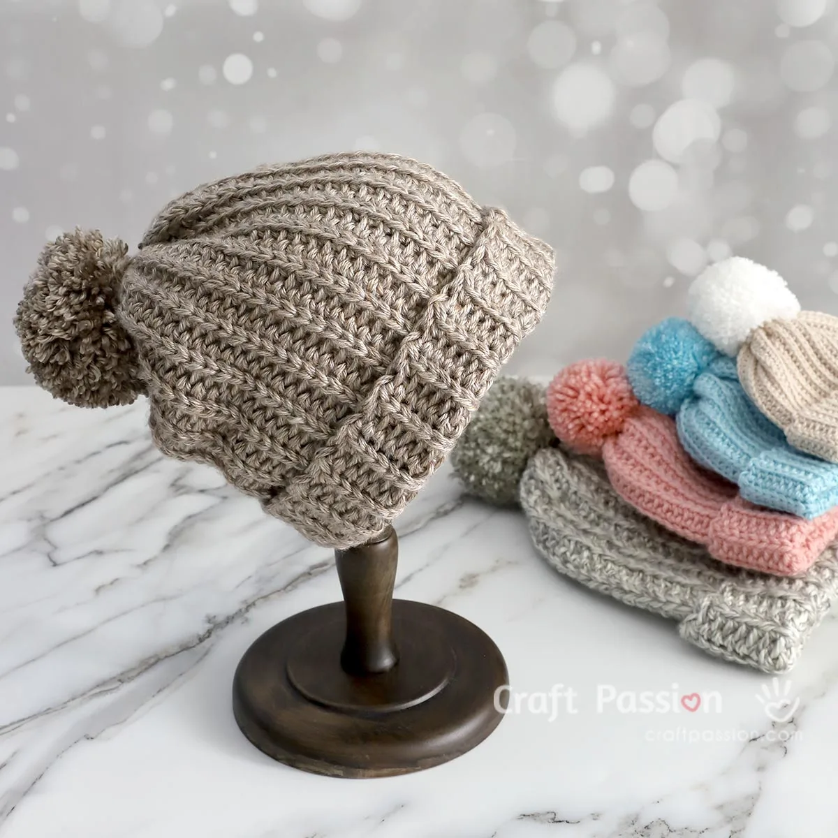 ribbed stitch crochet beanie, an easy crochet pattern that beginners can crochet