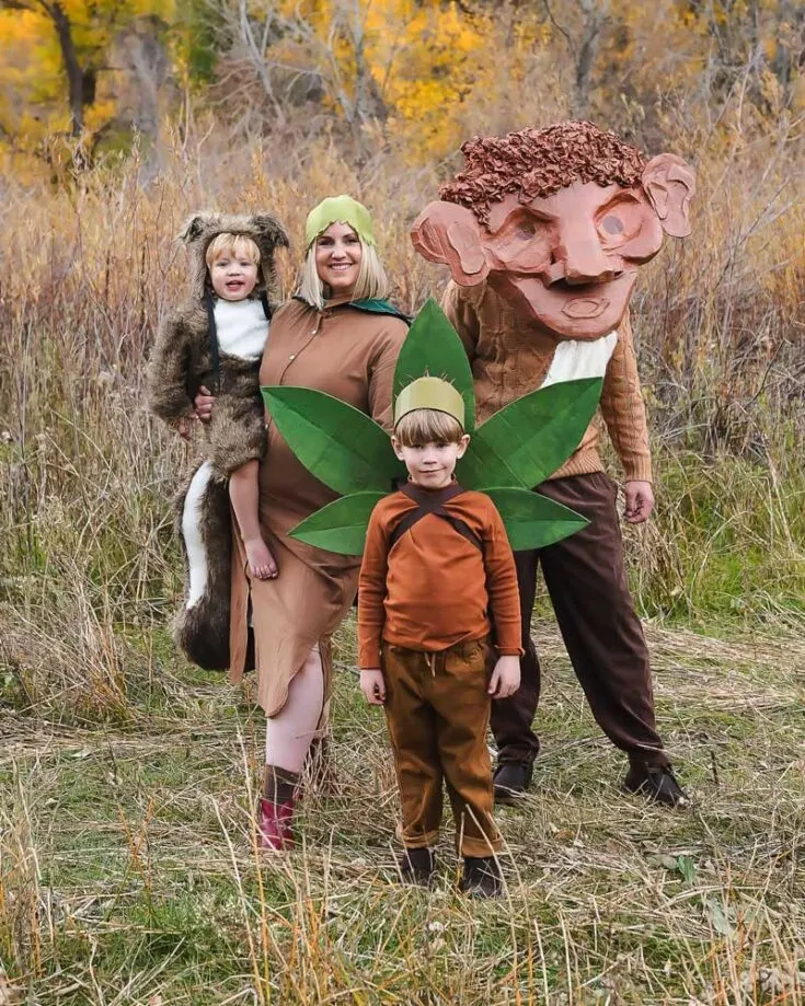 Saddle up for a rootin' tootin' hootin' Halloween with friends and family. Let the Wild West charm run free when you wear these costumes and trick-or-treat around the neighborhood!